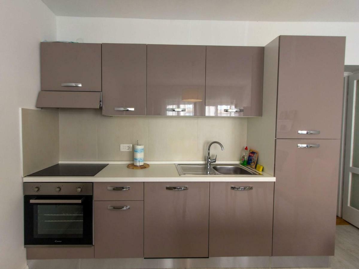 Roli Hotel Zadar Zewnętrze zdjęcie