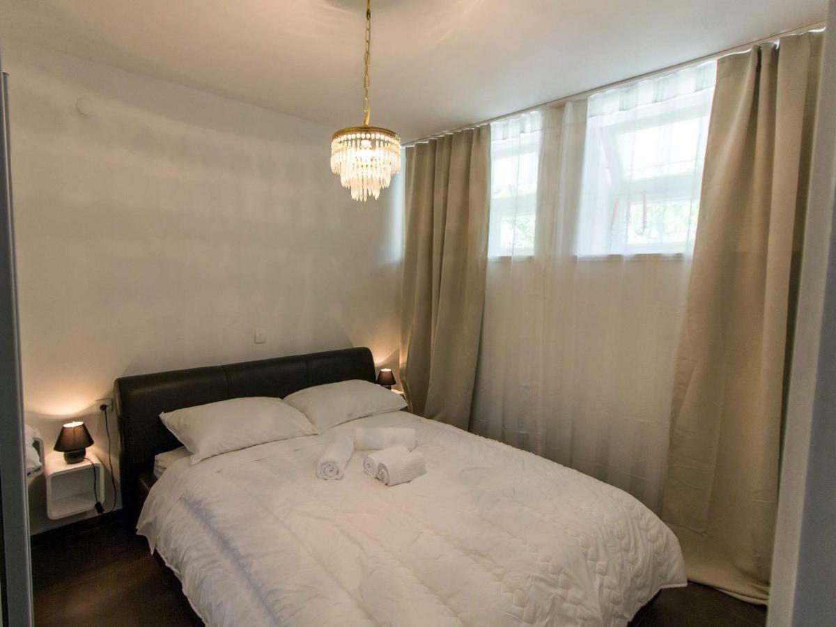 Roli Hotel Zadar Zewnętrze zdjęcie