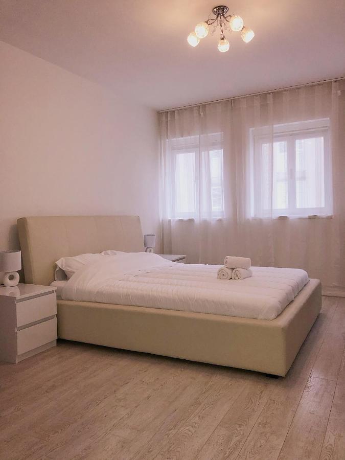 Roli Hotel Zadar Zewnętrze zdjęcie